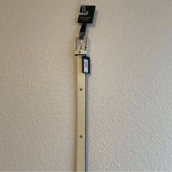 KATE SPADE NEW YORK WOMEN’S LEATHER BELT CREAM WITH GOLD STUDS LOGO SIZE Small - Picture 7 of 10